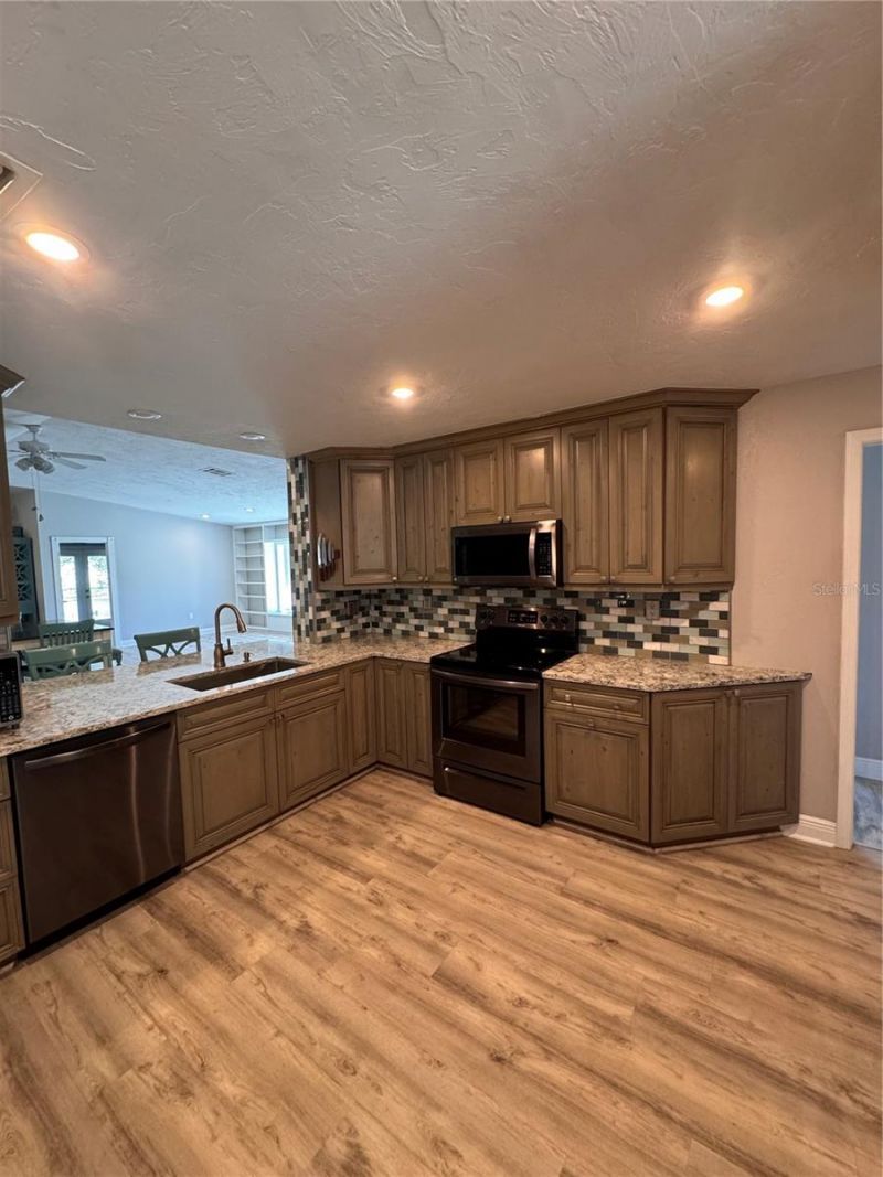 907 69th Street Nw, Bradenton, FL 34209 Photo