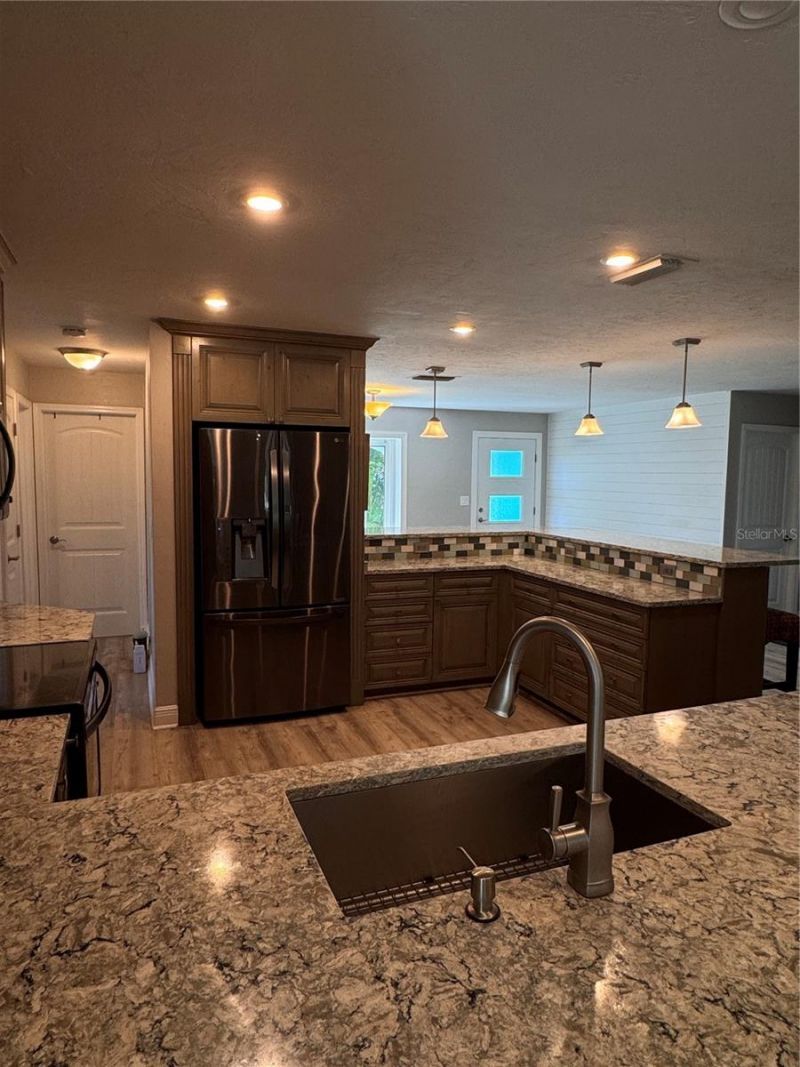 907 69th Street Nw, Bradenton, FL 34209 Photo