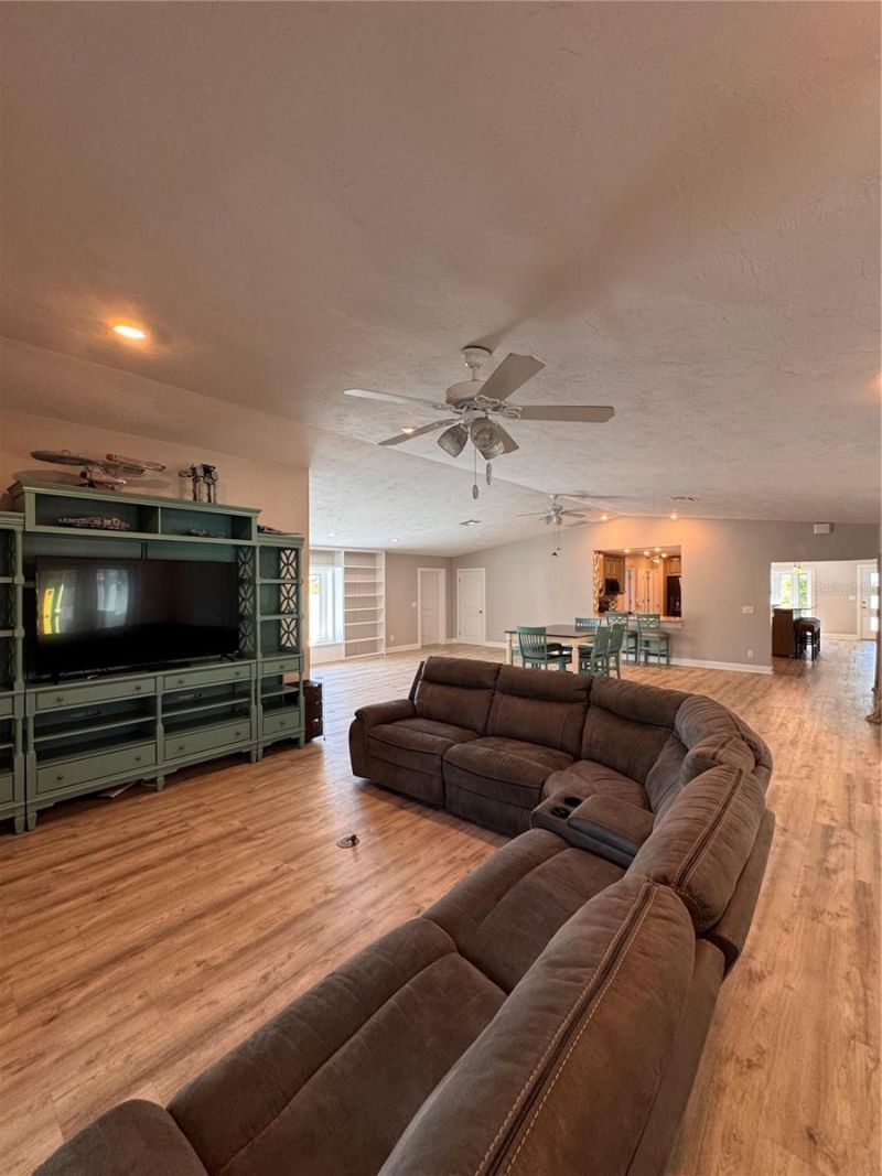 907 69th Street Nw, Bradenton, FL 34209 Photo