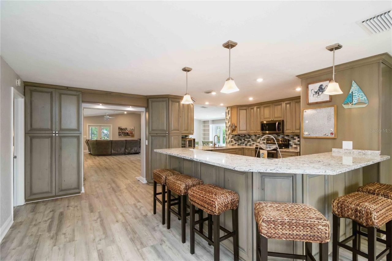 907 69th Street Nw, Bradenton, FL 34209 Photo