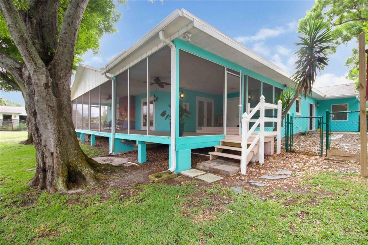 907 69th Street Nw, Bradenton, FL 34209 Photo