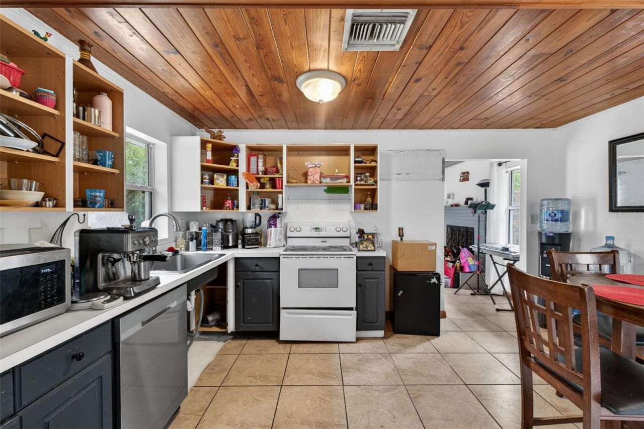 8023 Stone Road , Apopka, FL 32703 Photo