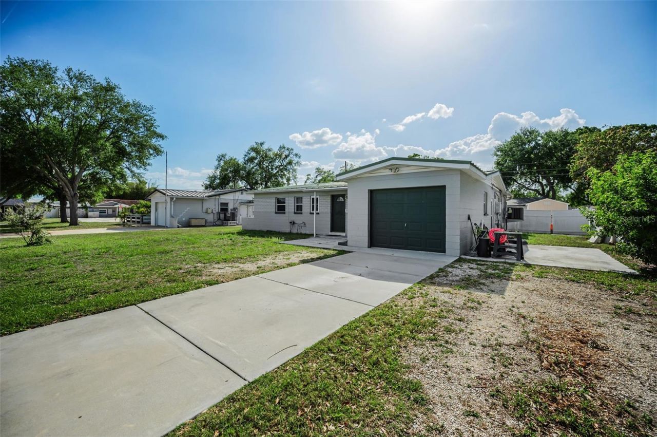 7418 Cedar Street Ne, Saint Petersburg, FL 33702 Photo