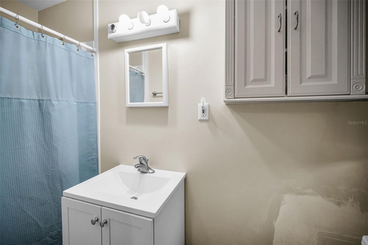 7418 Cedar Street Ne, Saint Petersburg, FL 33702 Photo