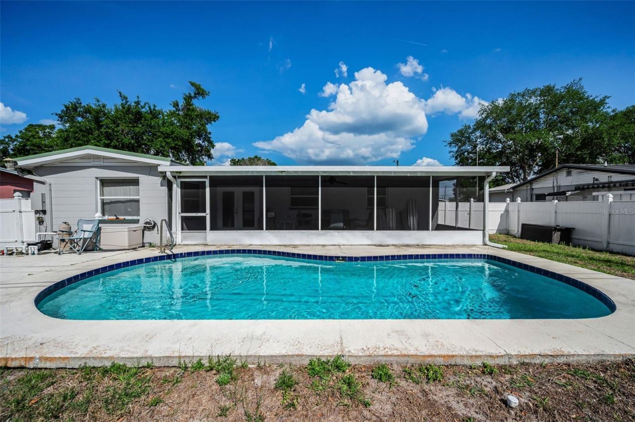 7418 Cedar Street Ne, Saint Petersburg, FL 33702 Photo