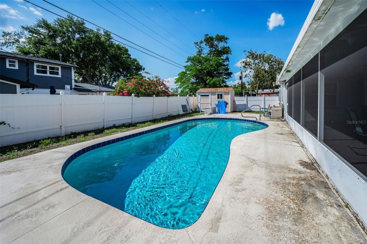 7418 Cedar Street Ne, Saint Petersburg, FL 33702 Photo