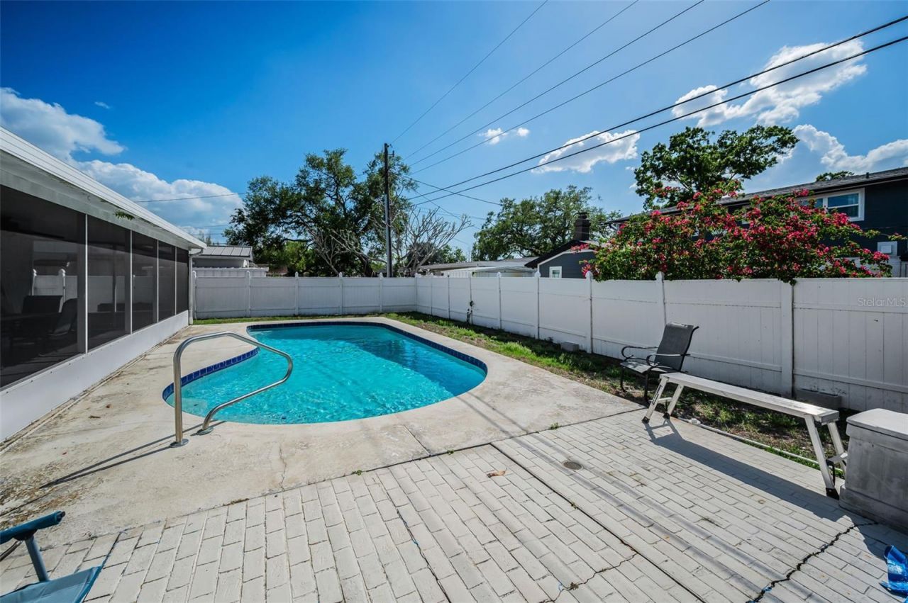 7418 Cedar Street Ne, Saint Petersburg, FL 33702 Photo