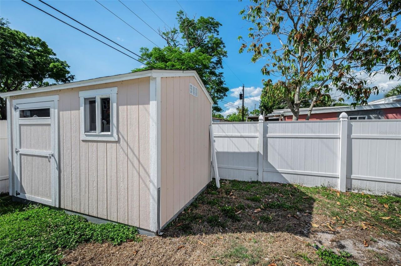 7418 Cedar Street Ne, Saint Petersburg, FL 33702 Photo