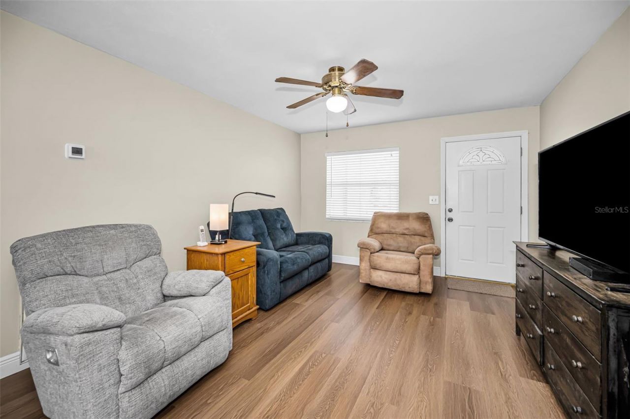 7418 Cedar Street Ne, Saint Petersburg, FL 33702 Photo