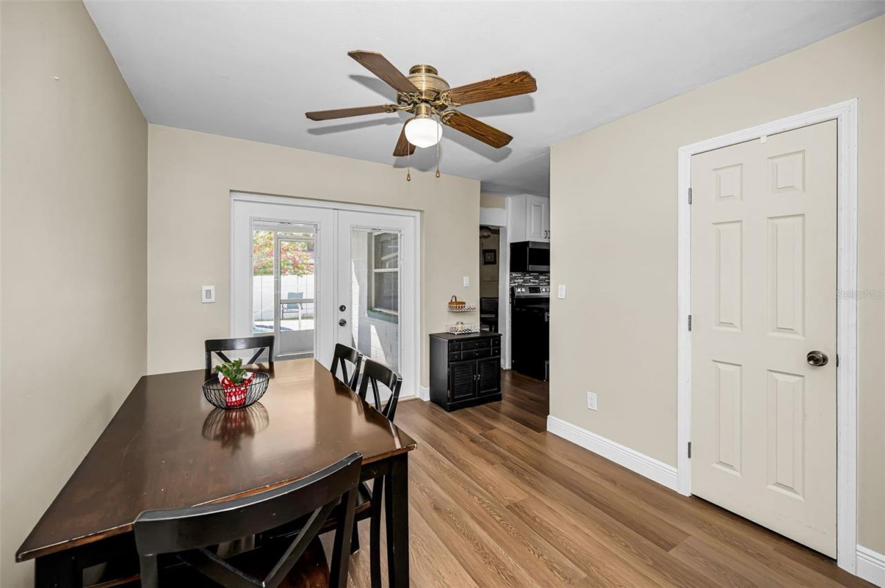 7418 Cedar Street Ne, Saint Petersburg, FL 33702 Photo