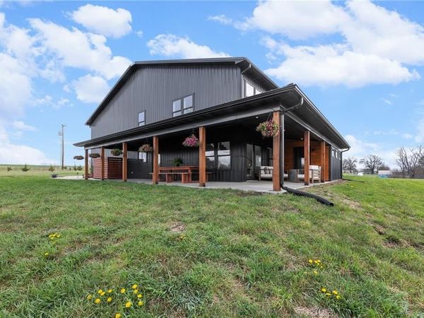 25594 Somerset Road, Paola, KS 66071