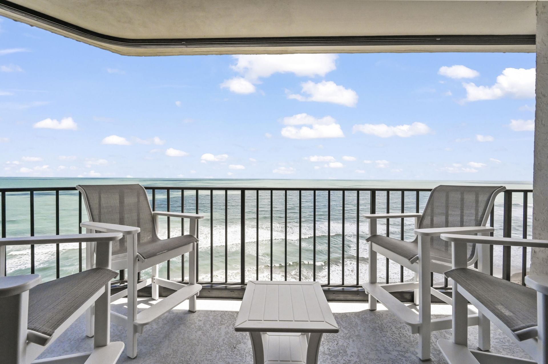 9650 S Ocean Drive, Jensen Beach, FL 34957 Photo