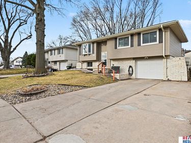 6370 S 139th Avenue Circle , Omaha, NE 68137