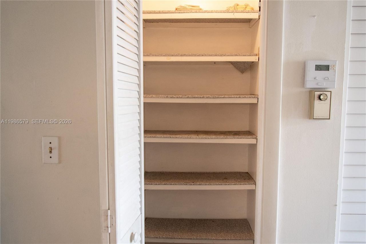 505 E Dania Beach Blvd , Unit 4-2E, Dania Beach, FL 33004 Photo