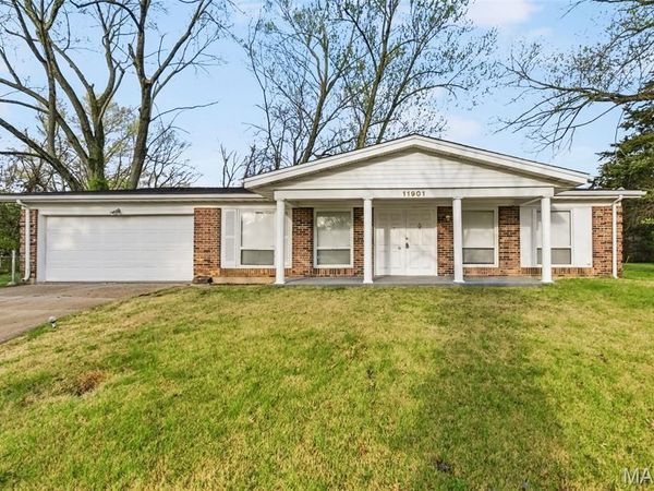 11901 Rosevalley Lane , St Louis, MO 63138