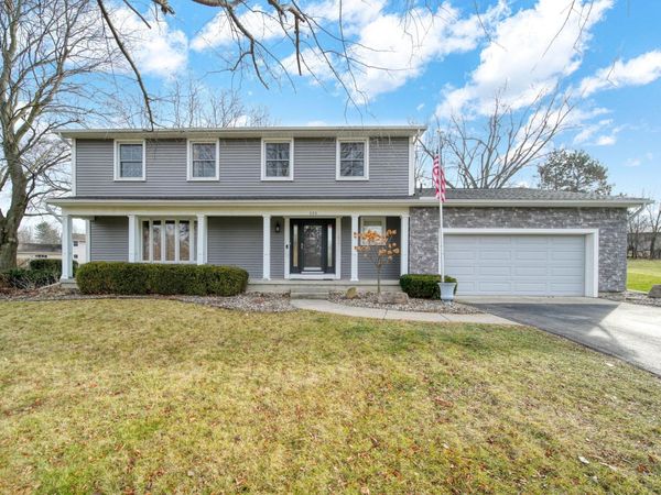 520 Meadowbrook Drive, Adrian, MI 49221