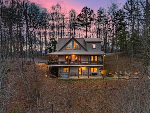 268 Oak Ledge Road, Morganton, GA 30560