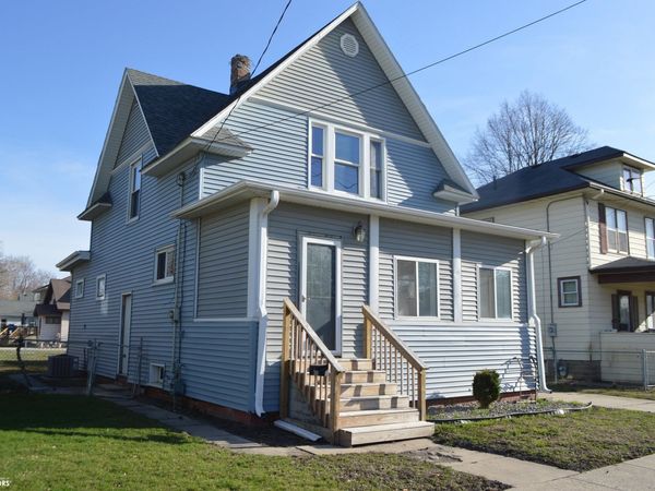 308 12th Street NW, Mason City, IA 50401