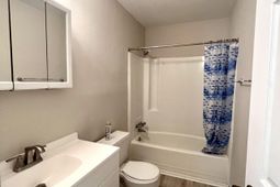 807 Sandpiper Drive photo 4