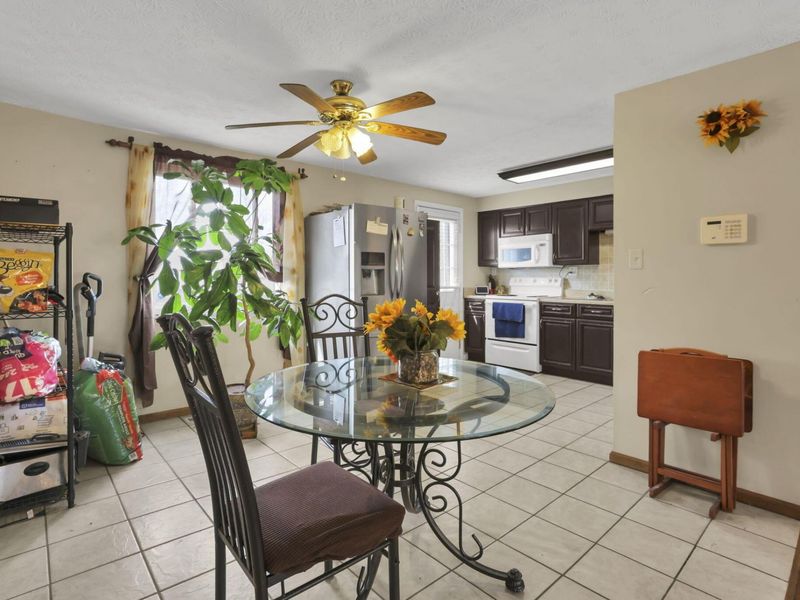 4555 Teton Court, Columbus, OH 43230 Photo 12