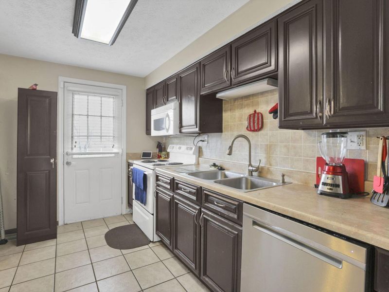 4555 Teton Court, Columbus, OH 43230 Photo 15