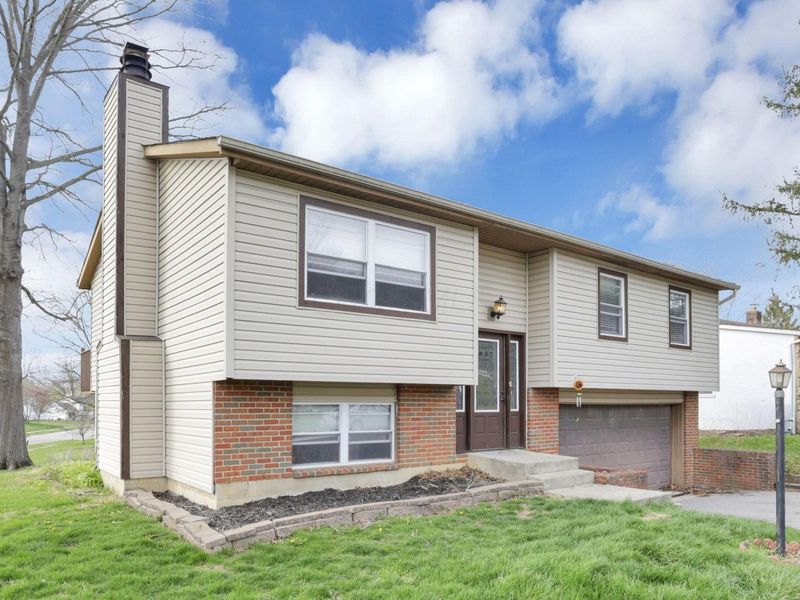 4555 Teton Court, Columbus, OH 43230 Photo 3