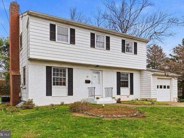 26 LAWNSIDE DRIVE, LAWRENCEVILLE, NJ 08648