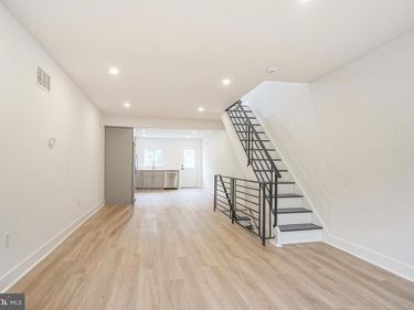 817 PIERCE STREET, PHILADELPHIA, PA 19148