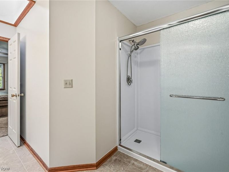 127 Greenfield Oval NW, Warren, OH 44483 Photo 18