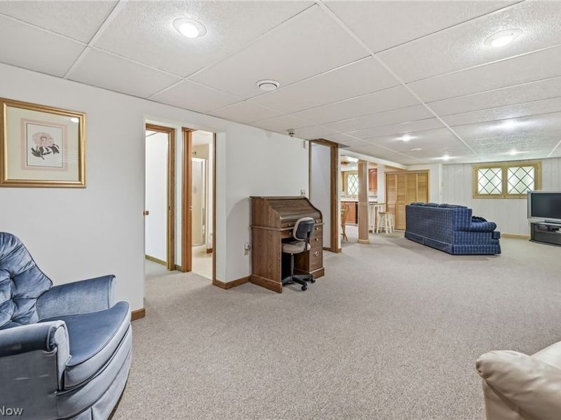 127 Greenfield Oval NW, Warren, OH 44483 Photo 22