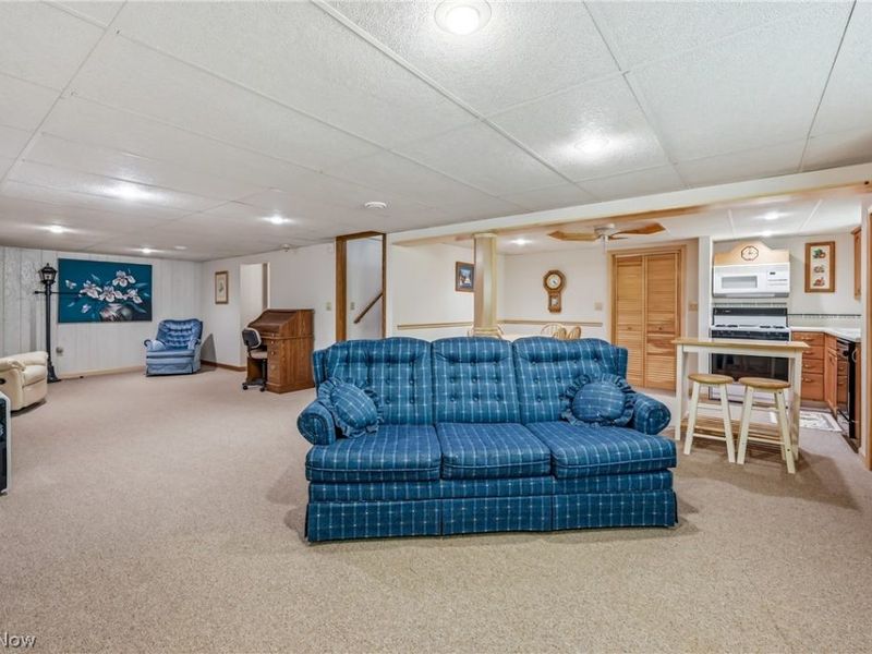 127 Greenfield Oval NW, Warren, OH 44483 Photo 24