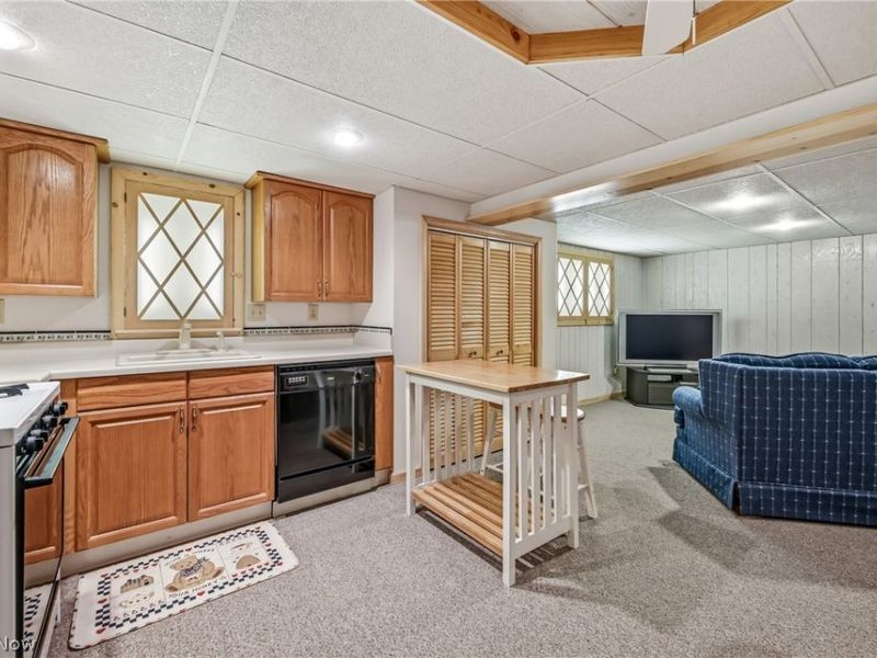 127 Greenfield Oval NW, Warren, OH 44483 Photo 27