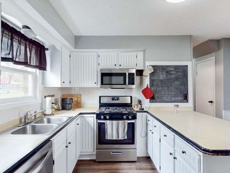 3415 Hanover Drive, Kent, OH 44240 Photo 12