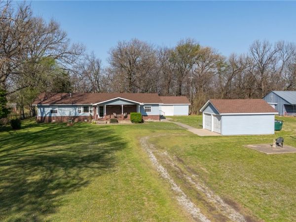 14745 Russell Road , Siloam Springs, AR 72761