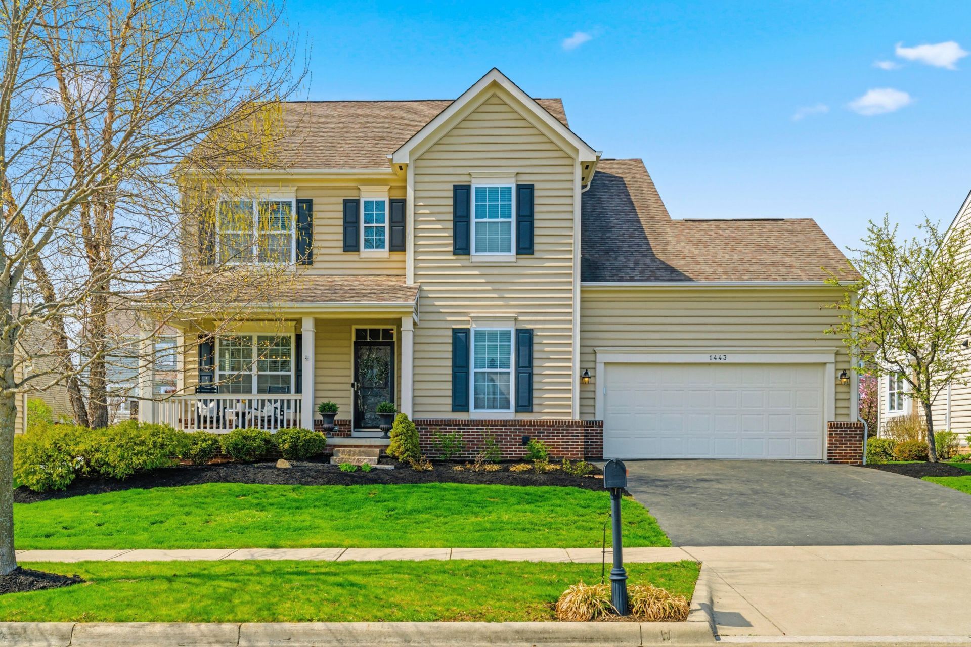 1443 Ironwood Drive , Grove City, OH 43123 Main Photo