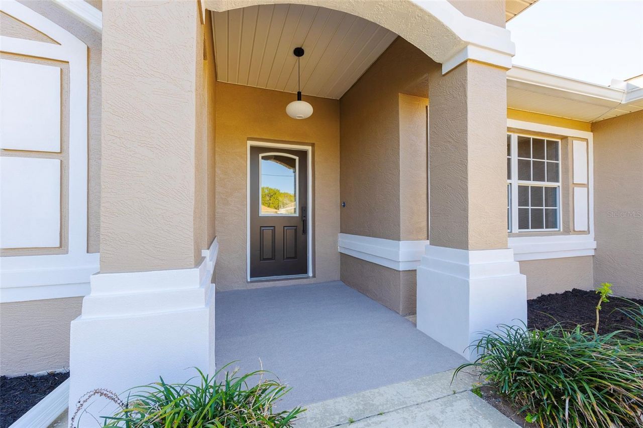 9 Slipper Flower Path E, Palm Coast, FL 32164 Photo