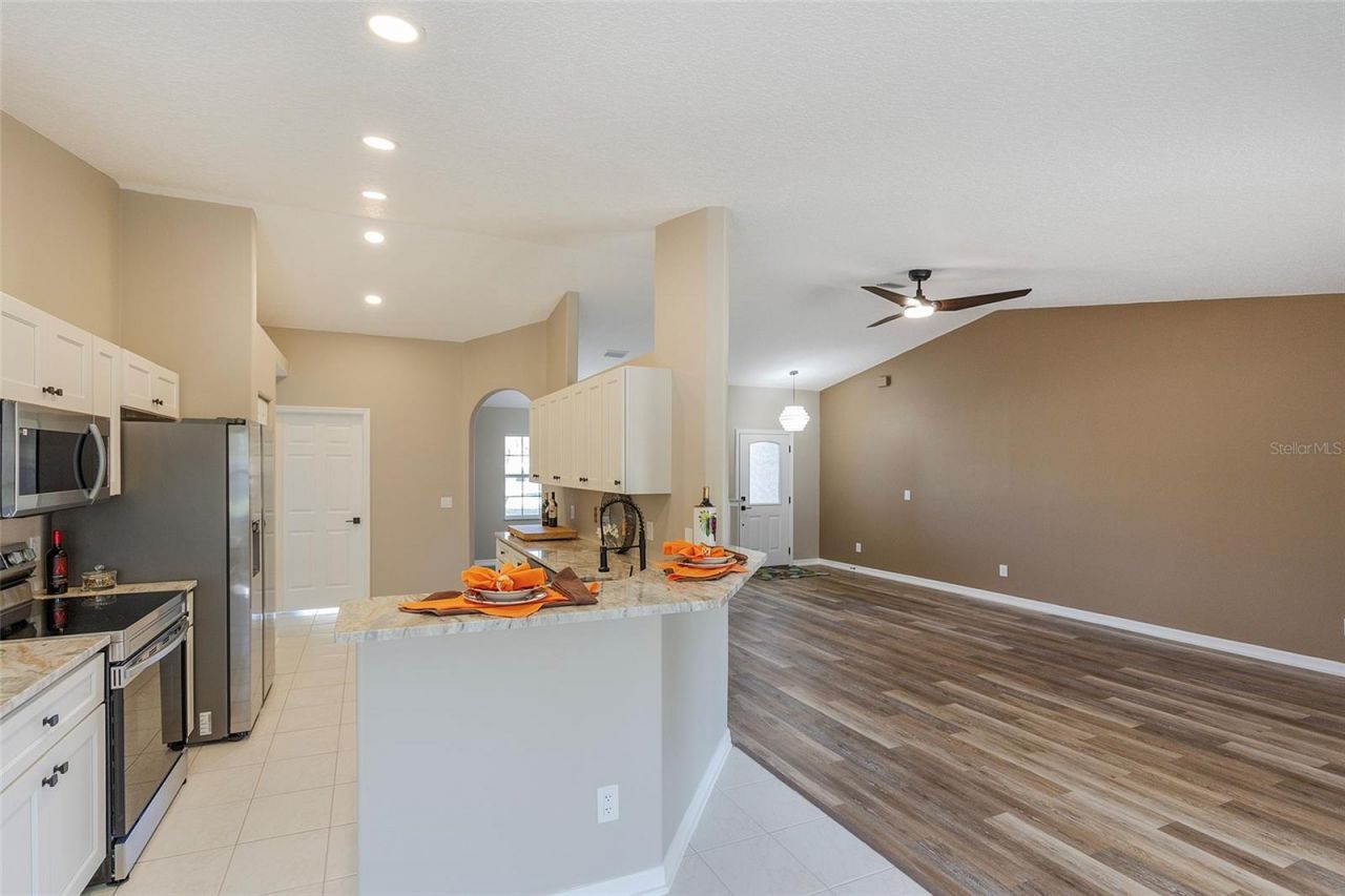 9 Slipper Flower Path E, Palm Coast, FL 32164 Photo