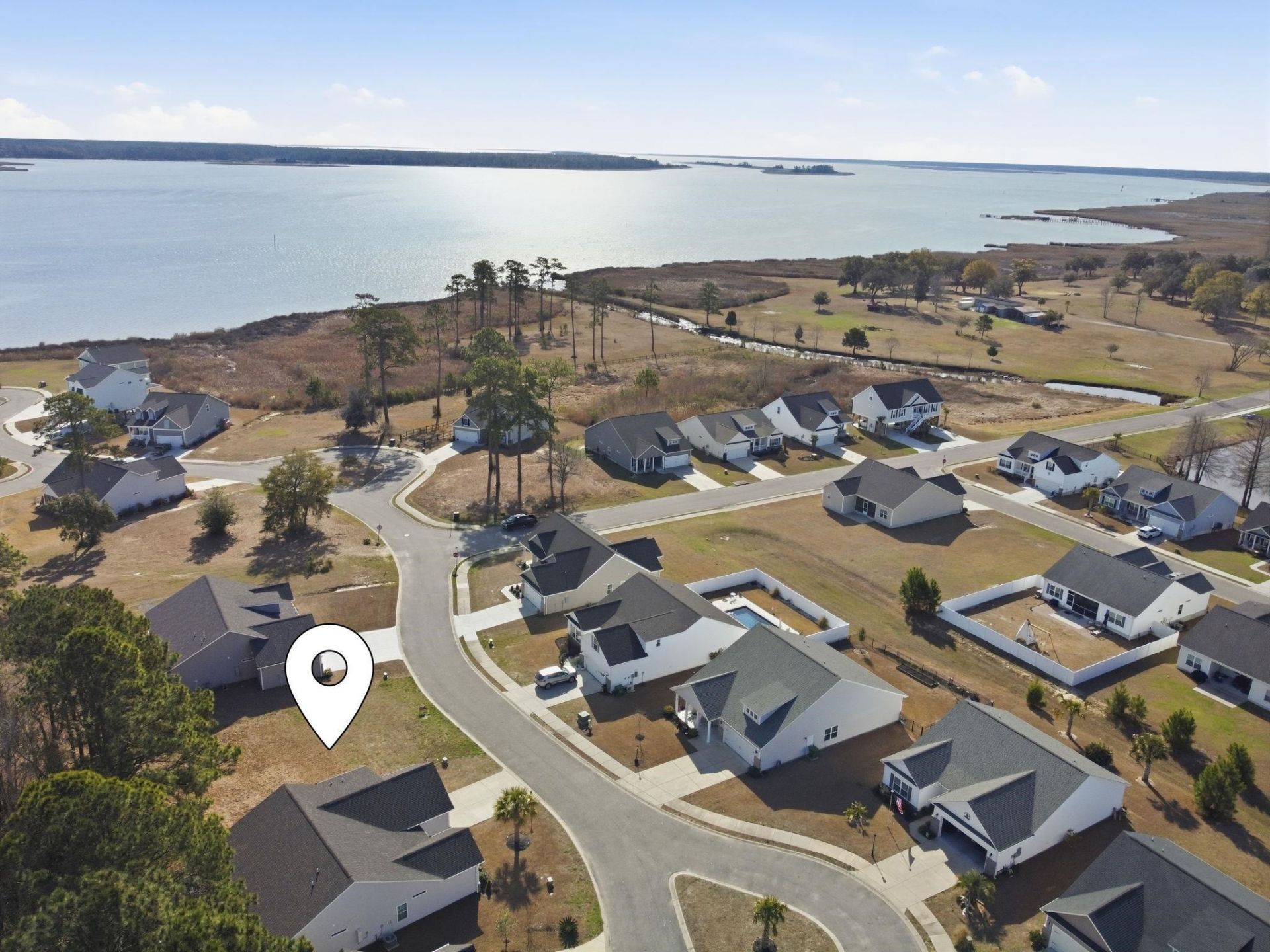 404 Two Rivers Rd.  Photo 4