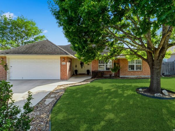 2308 N North Ranch Estates Blvd, New Braunfels, TX 78130