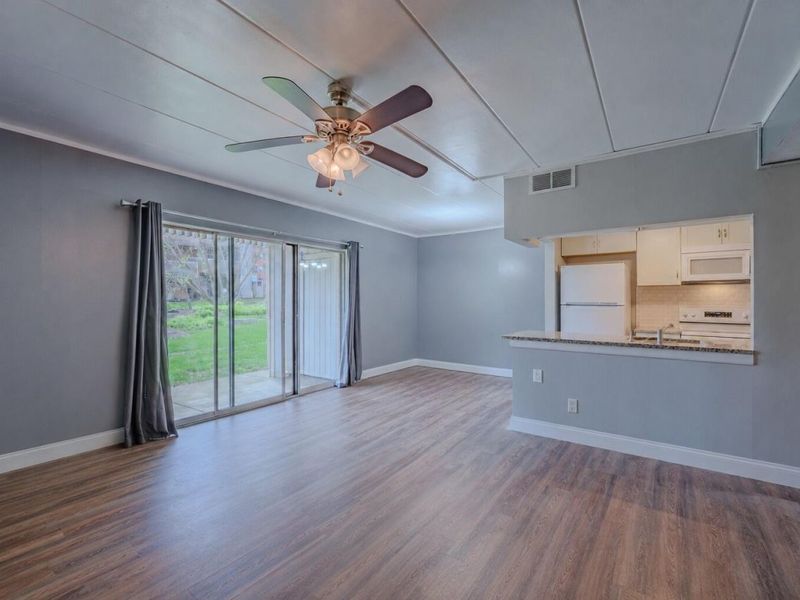 1024 Hidden Landing Trail, Unit A, Dayton, OH 45449 Photo 5