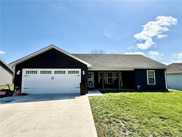 913 Hubbell Street, Richmond, MO 64085