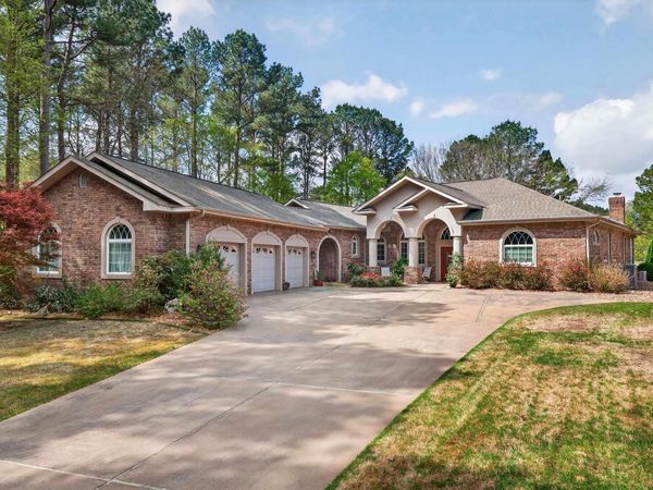 7 Alhaja Way , Hot Springs Village, AR 71909