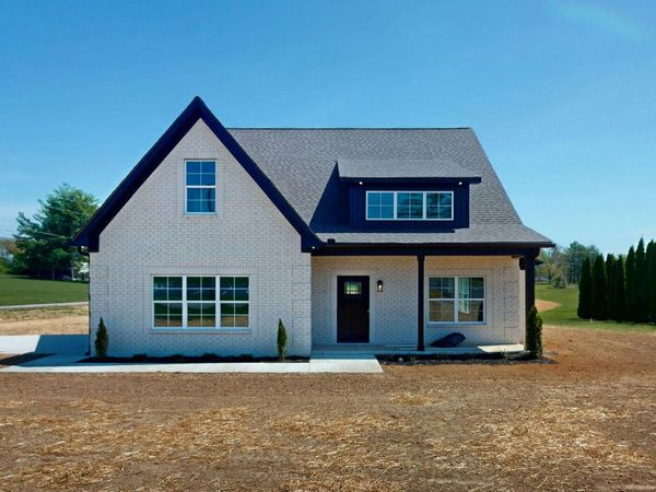 608 Golf Club Dr, Smithville, TN 37166