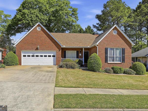 250 BRITTANY CHASE, Fayetteville, GA 30214