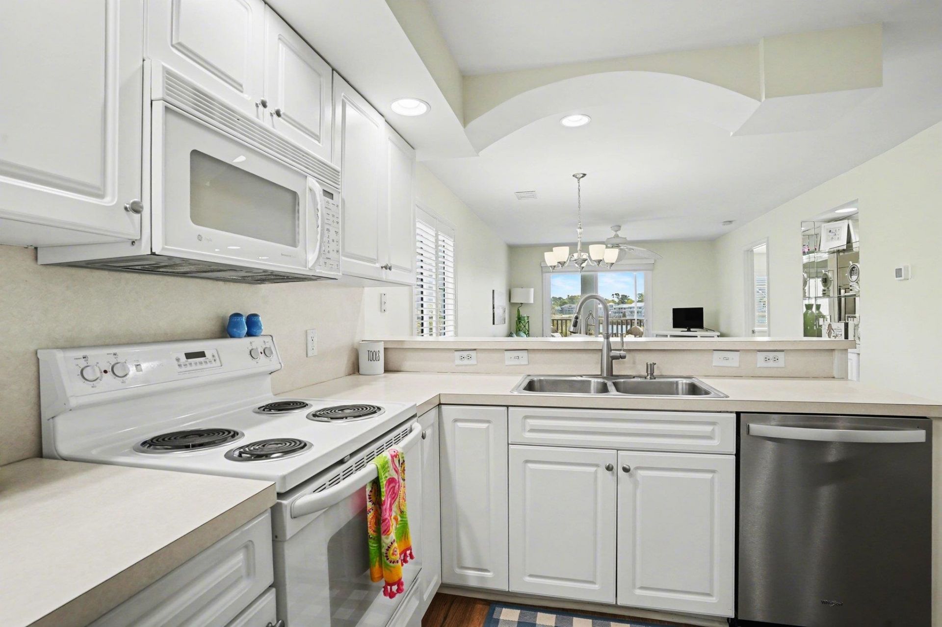 4421 Eastport Blvd. Photo 14