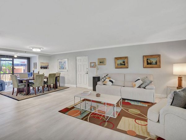 7194 Promenade Drive, Unit 102, Boca Raton, FL 33433