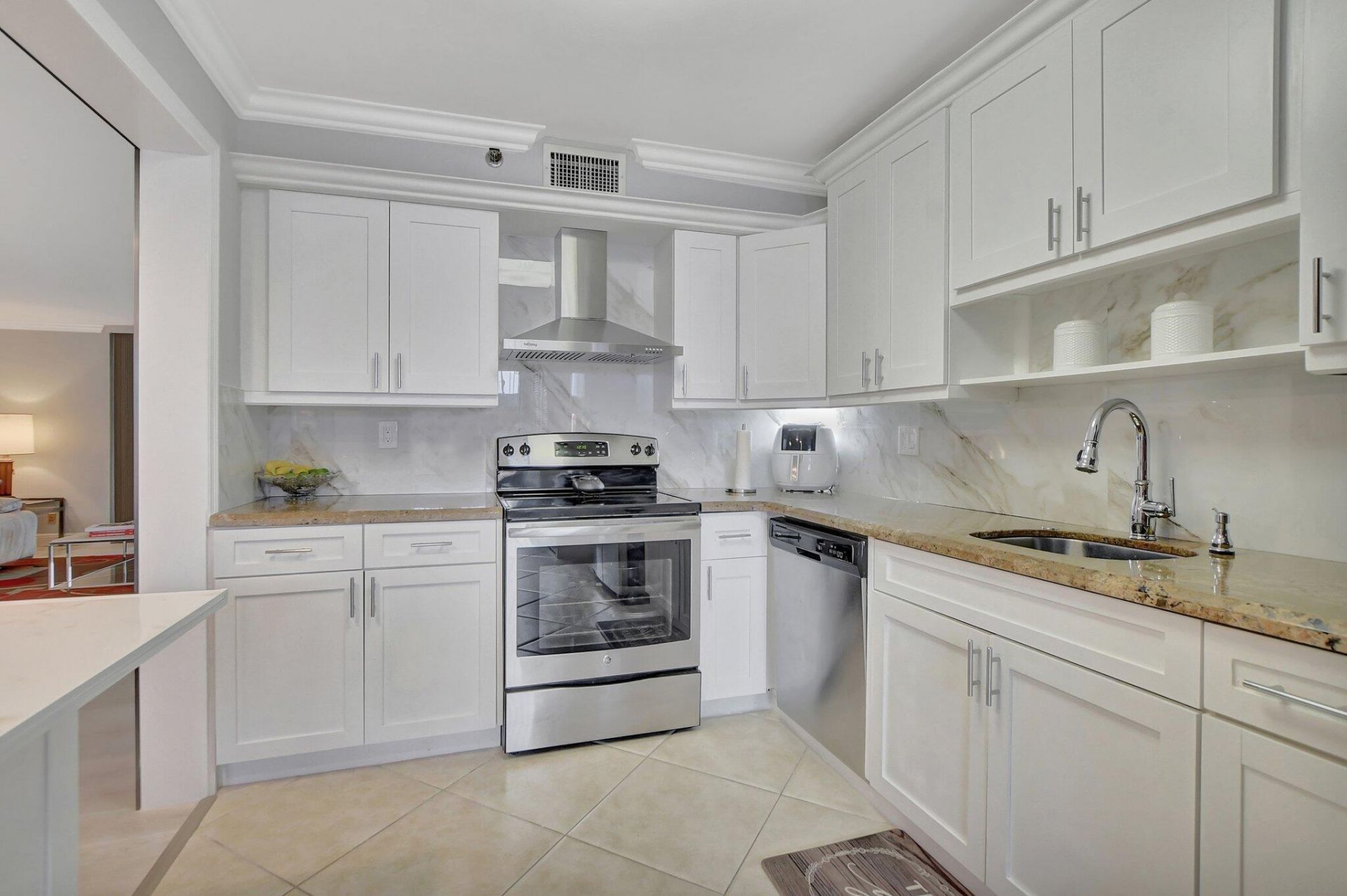 7194 Promenade Drive, Unit 102, Boca Raton, FL 33433 Photo