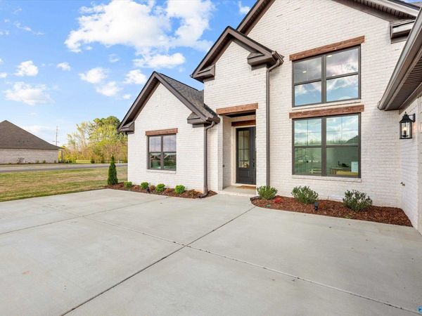 17592 Carillon Drive, Athens, AL 35611