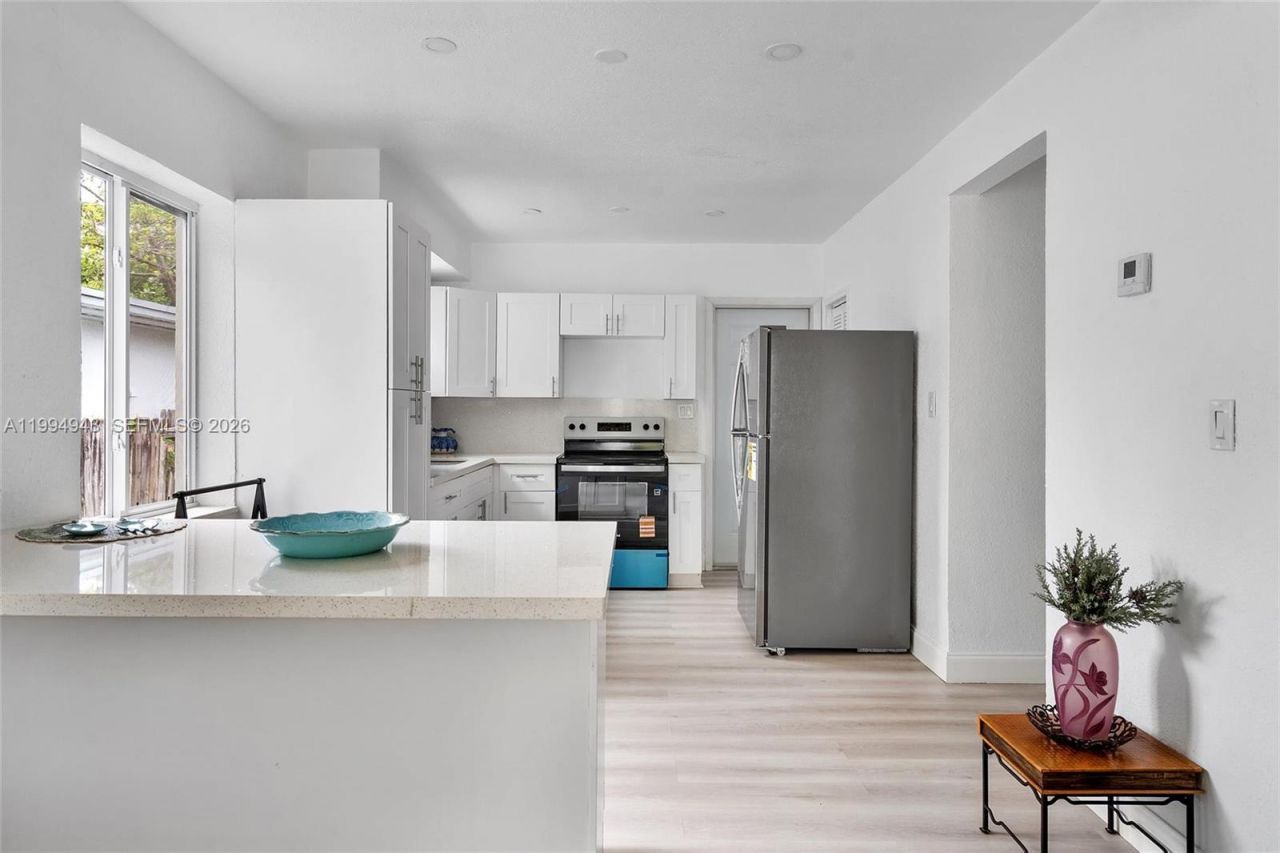 511 NE 131st St, North Miami, FL 33161 Photo