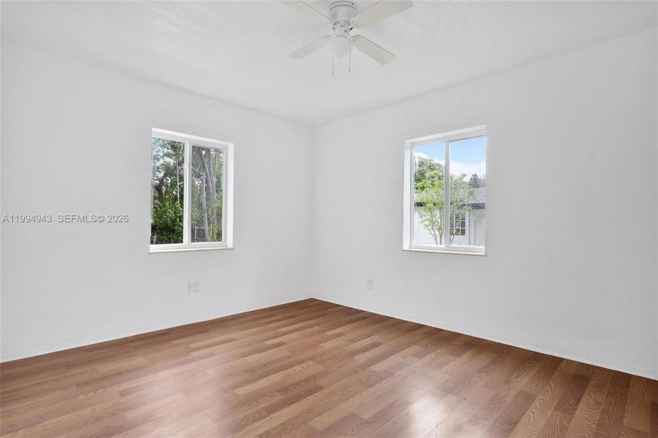 511 NE 131st St, North Miami, FL 33161 Photo